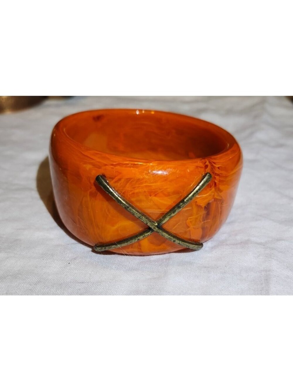 Swirled Orange Acrylic Bangle Crossed Brass Detail Bold Retro Design - Picture 2 of 6
